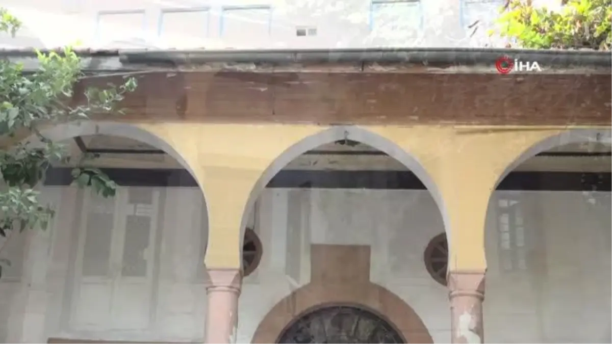 Mersin'in en eski okullarından biri olan Çankaya İlkokulu 17 yıl aradan sonra yeniden açılıyor