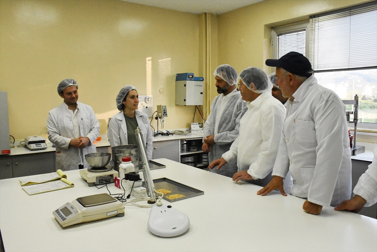 Adalet Bakanı Yılmaz Tunç, Ordu\'da Esnaf ve Fabrikaları Ziyaret Etti