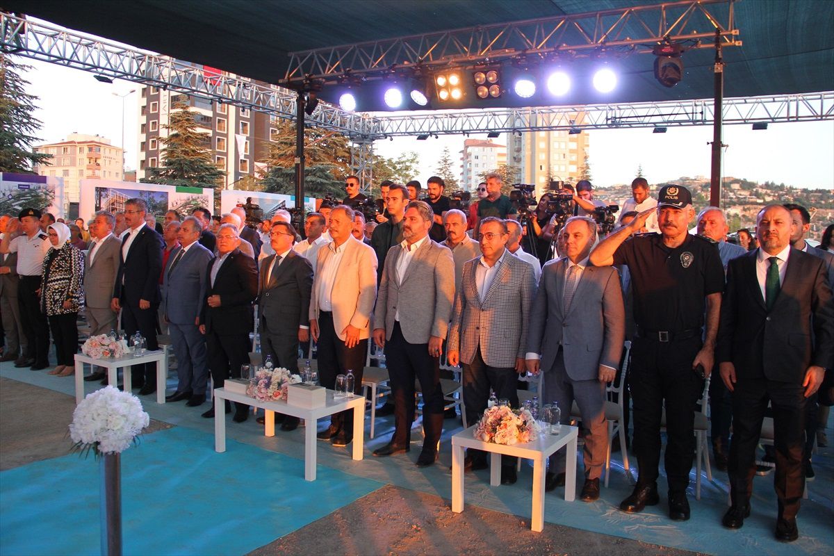 Çevre Bakanı Özhaseki, Kayseri\'de Talas Millet Bahçesi\'nin temelini attı