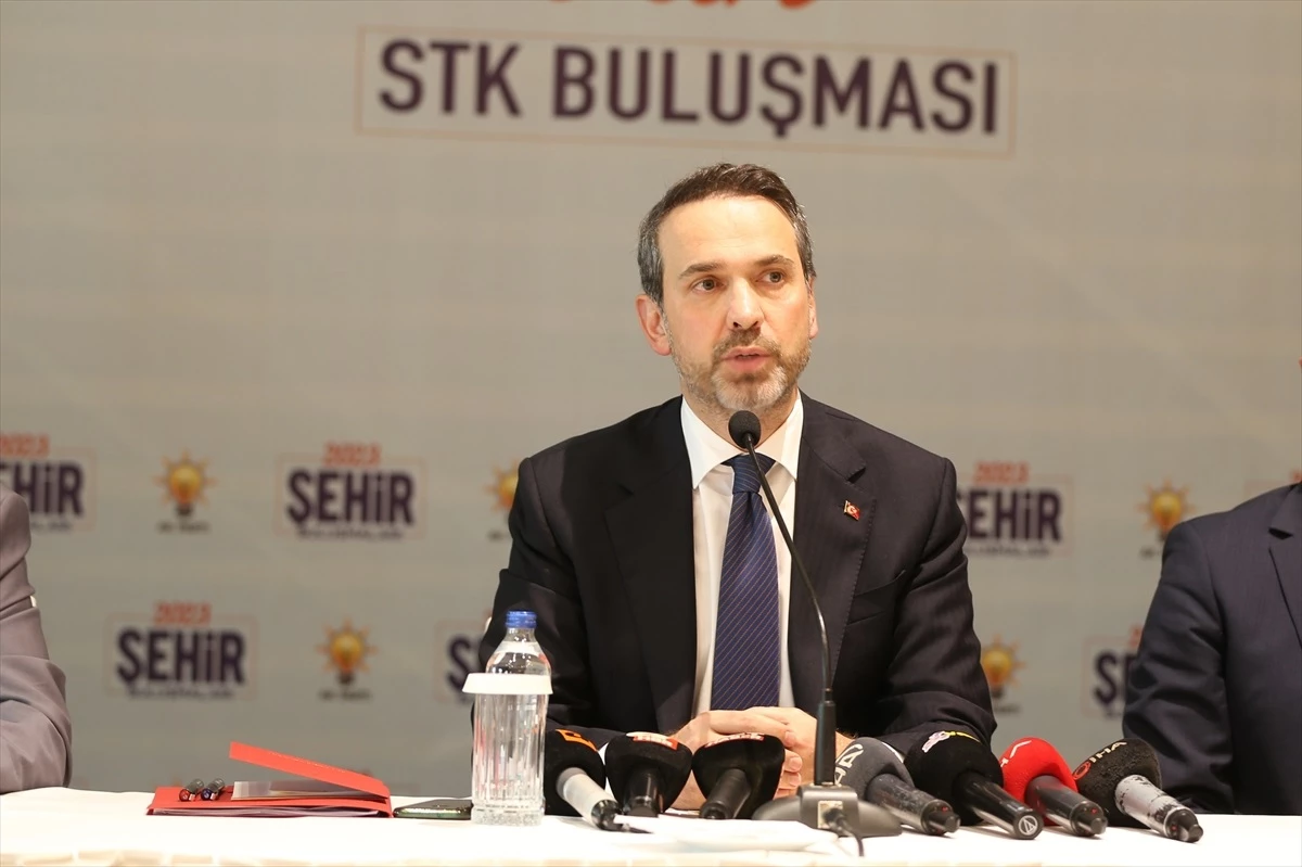 Enerji ve Tabii Kaynaklar Bakanı Alparslan Bayraktar, Türkiye\'nin doğal gaz hedefini paylaştı