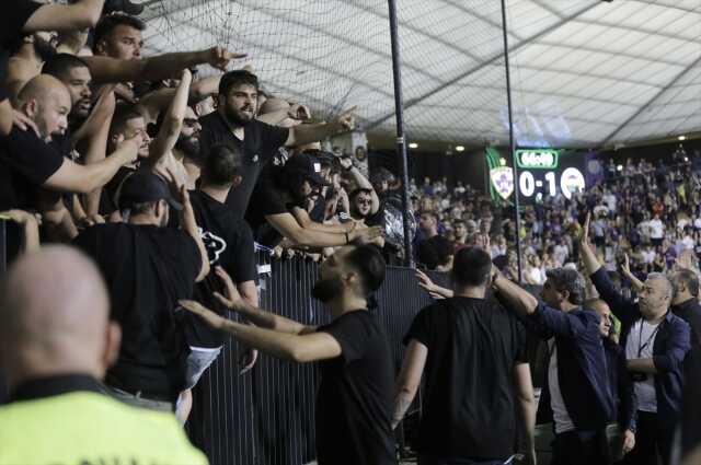 Fenerbahçe-Maribor maçında olayların fitili nasıl ateşlendi? Güvenlik kılığına girmişler Fenerbahçe-Maribor maçında olayların fitili nasıl ateşlendi? Güvenlik kılığına girmişler