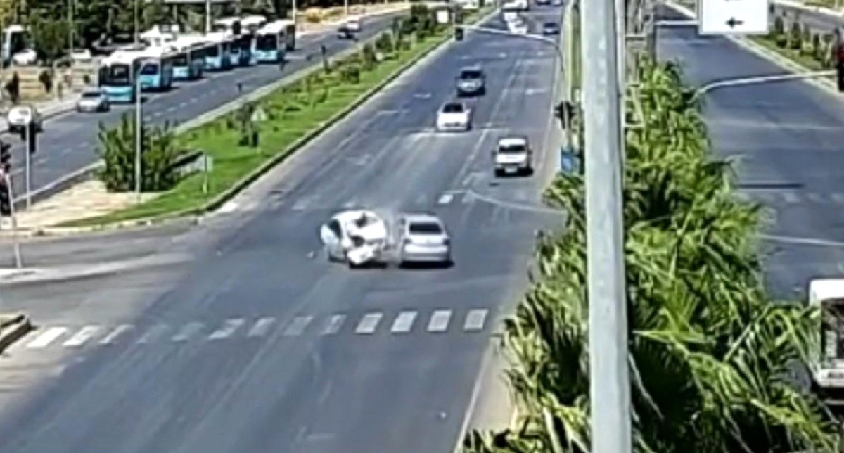 Kahramanmaraş\'ta Kamera Kayıtlarına Yansıyan Kaza: 1\'i Bebek 5 Kişi Yaralandı