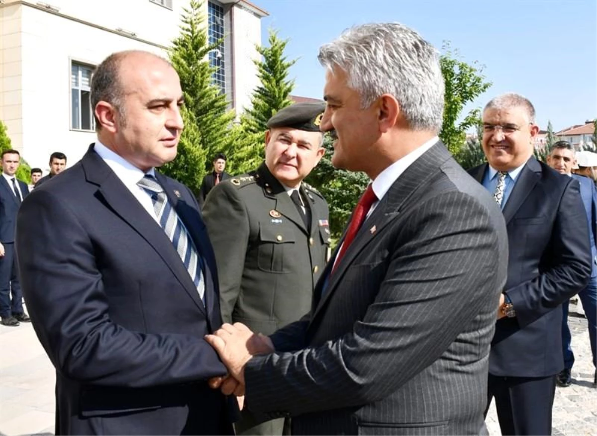 Kırıkkale Valisi Mehmet Makas görevine başladı