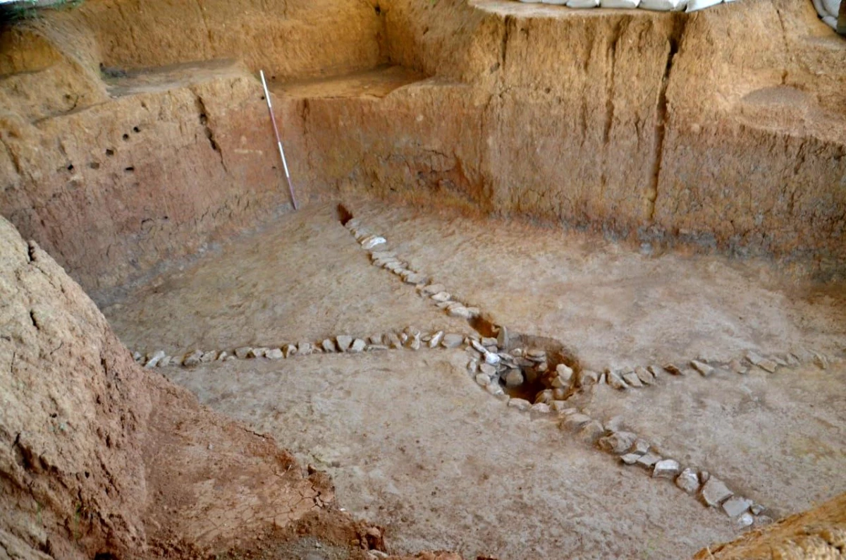 Hitit İmparatorluğu\'na ait 3 bin 500 yıllık hububat silosu Şapinuva\'da bulundu