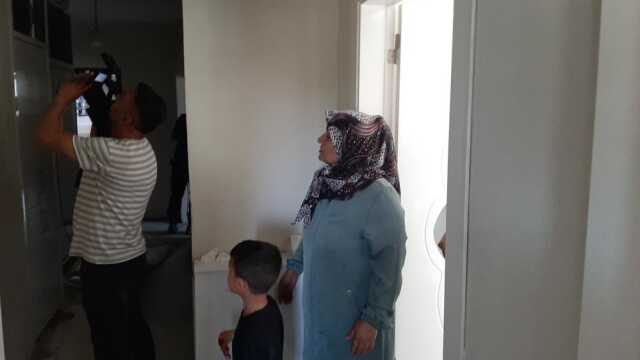 Temel kazısında patlatılan dinamit evlerin duvarlarını çatlattı! Deprem oldu zanneden 3 kişi fenalaştı Temel kazısında patlatılan dinamit evlerin duvarlarını çatlattı! Deprem oldu zanneden 3 kişi fenalaştı