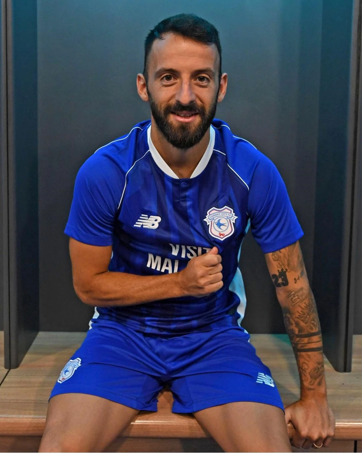 Trabzonspor\'dan ayrılan Siopis, Cardiff City ile anlaştı