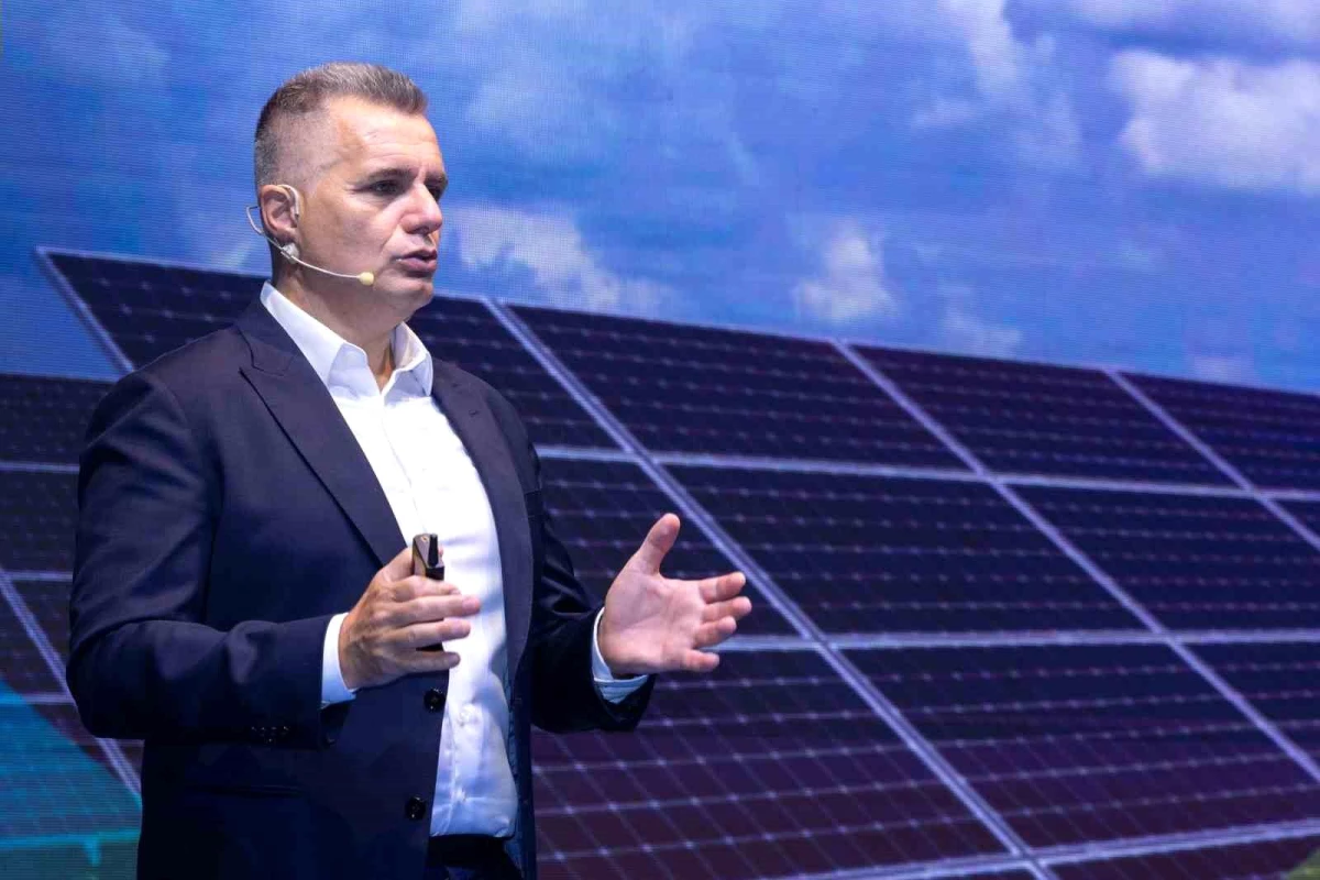 Turkcell "yeşil enerjiye" 240 milyon dolar yatırım yapacak