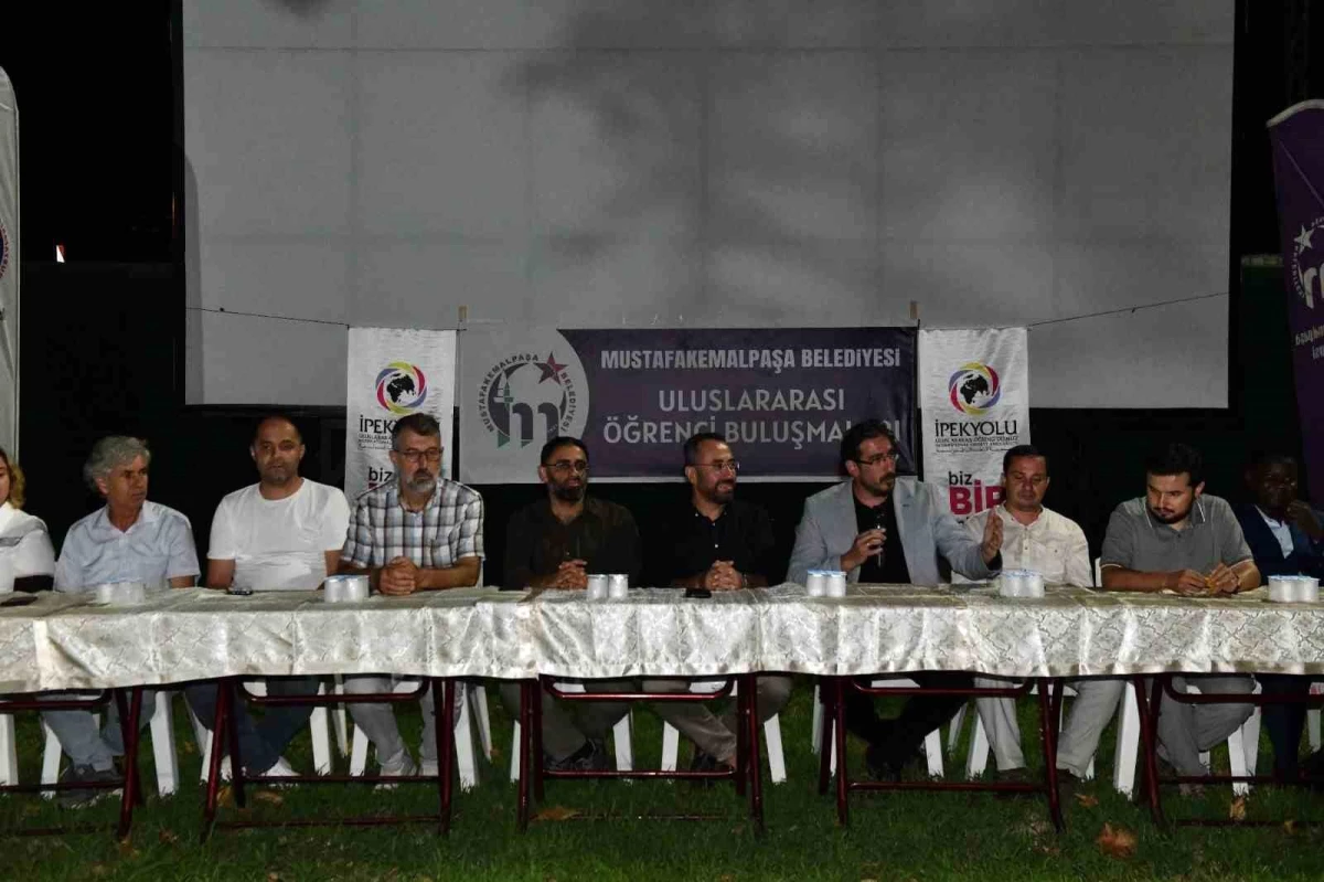 Uluslararası öğrenciler Mustafakemalpaşa\'da yaz kampı programına katıldı