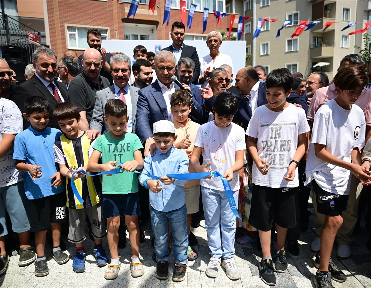 Üsküdar 9 No\'lu Aile Sağlığı Merkezi ve Albayrak Camii Hizmete Açıldı