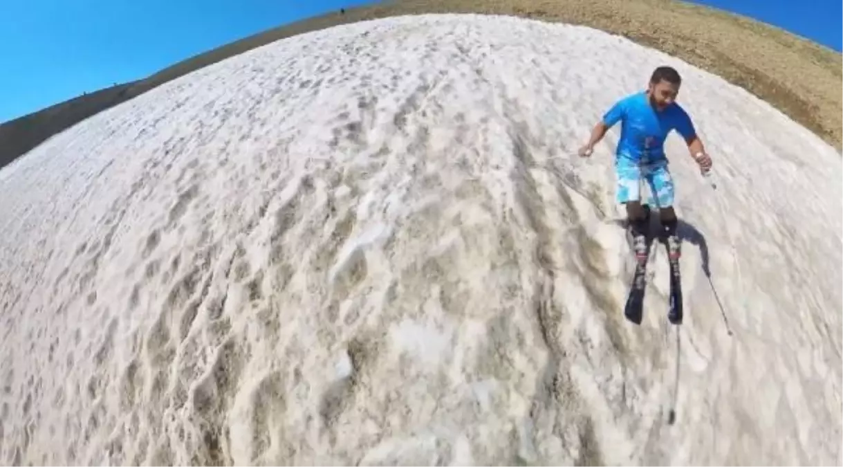 Erzincan'da Ağustos Ayında Kayak Keyfi