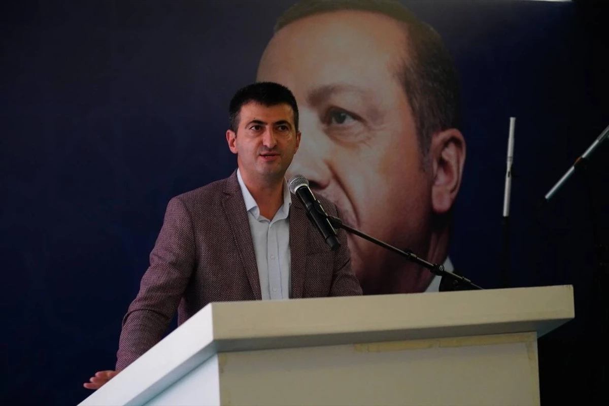 AK Parti İzmir İl teşkilatı "Dünya İnsani Yardım Günü" buluşması düzenledi
