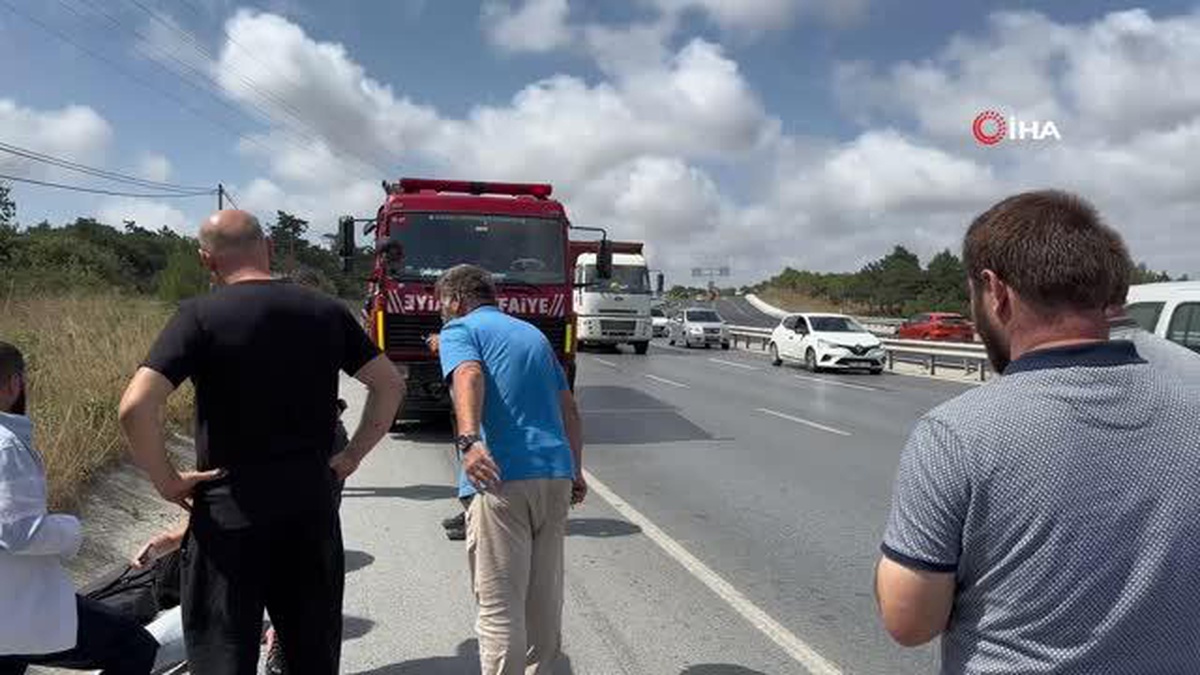 Arnavutköy\'de kaza sonrası şoka giren hostes gözyaşlarına hakim olmadı