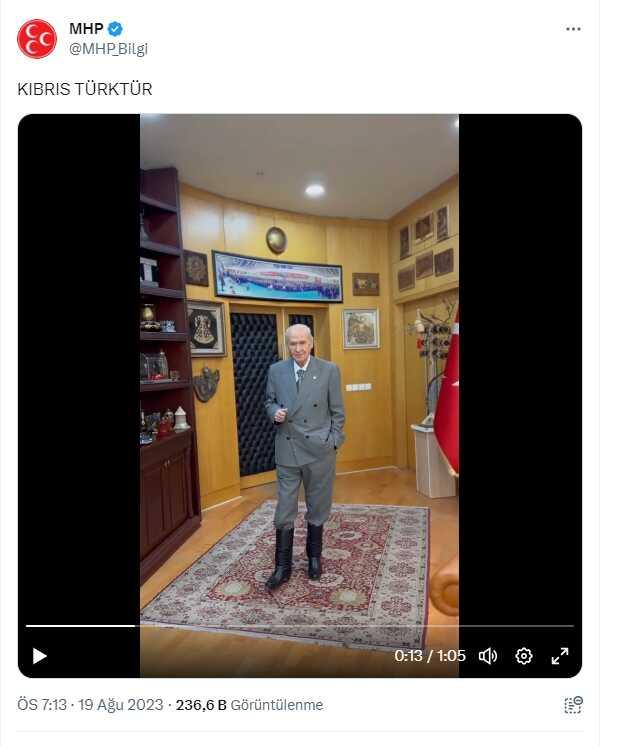Çizmelerini giyen MHP lideri Bahçeli, 'Kıbrıs Türk'tür' notuyla video paylaştı Çizmelerini giyen MHP lideri Bahçeli, 'Kıbrıs Türk'tür' notuyla video paylaştı