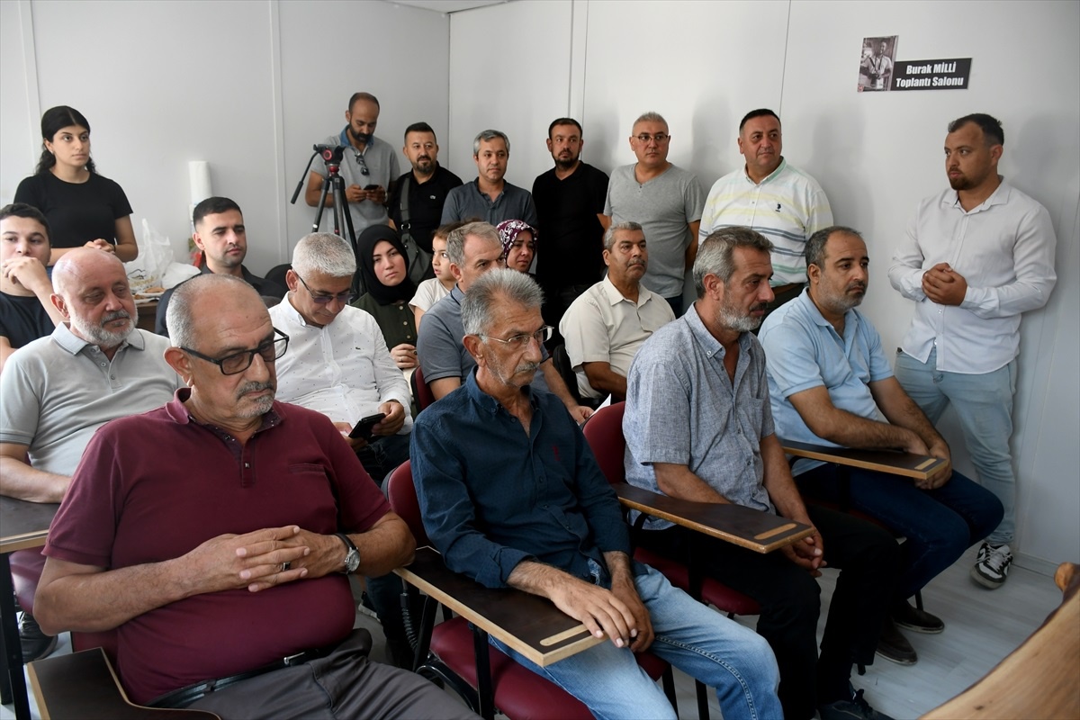 Depremde hayatını kaybeden gazeteciye onur verildi