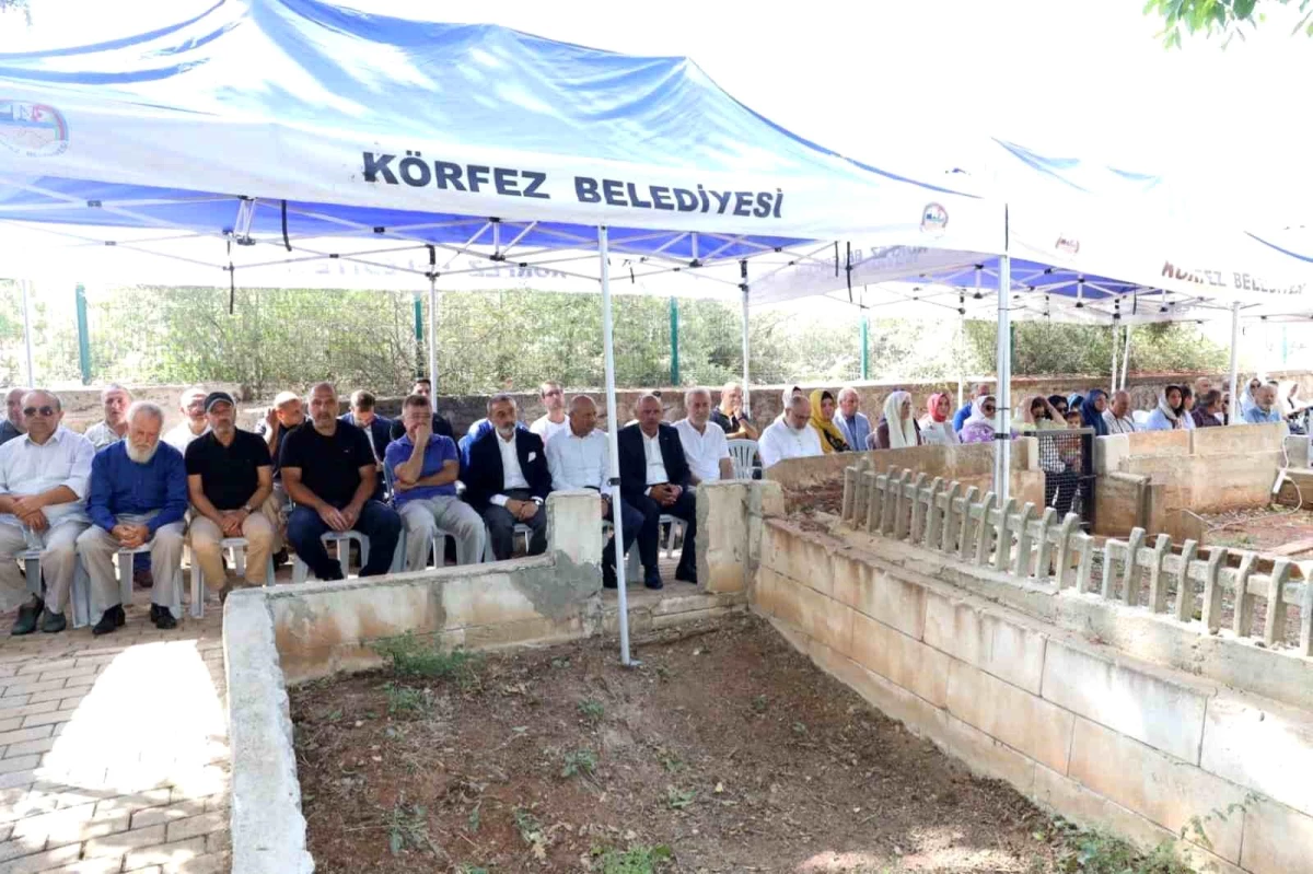 Kültür ve Turizm Bakan Yardımcısı Ahmet Haluk Dursun\'un mezarı başında anma programı düzenlendi