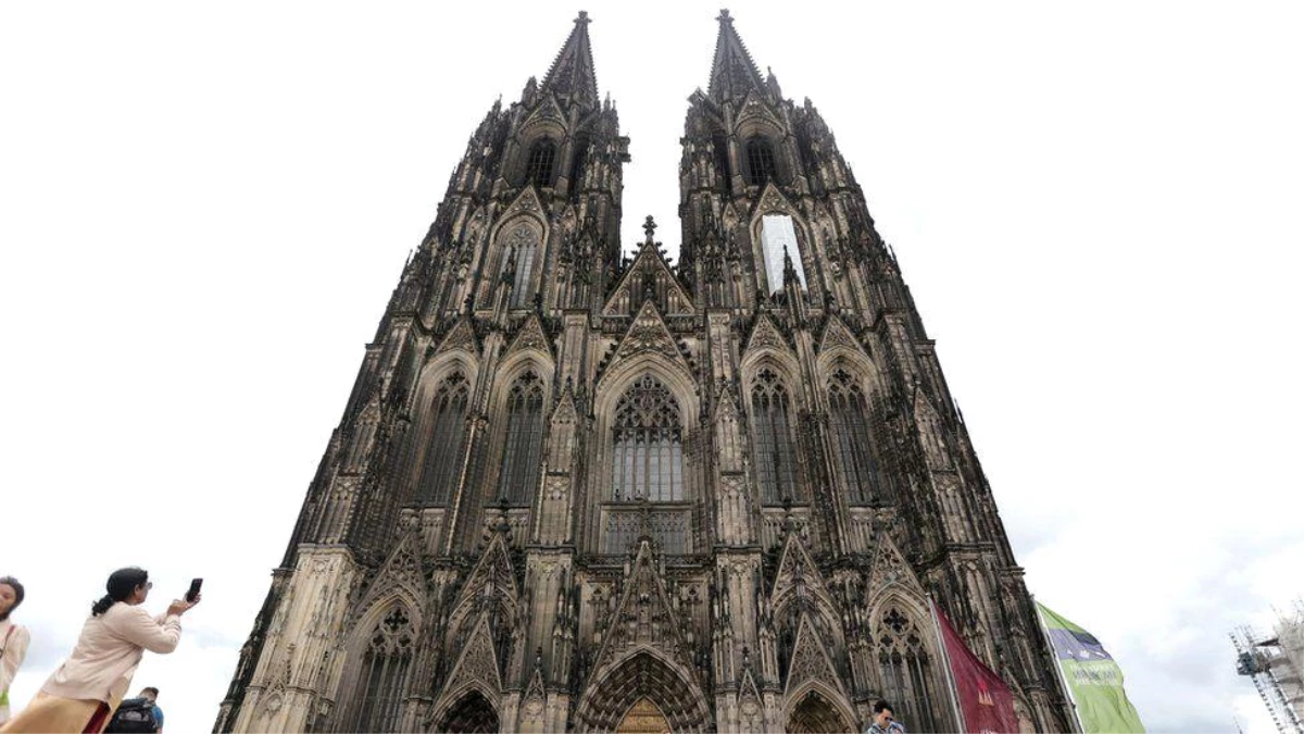 Köln Başpiskoposluğunda Porno İzleme Skandalı