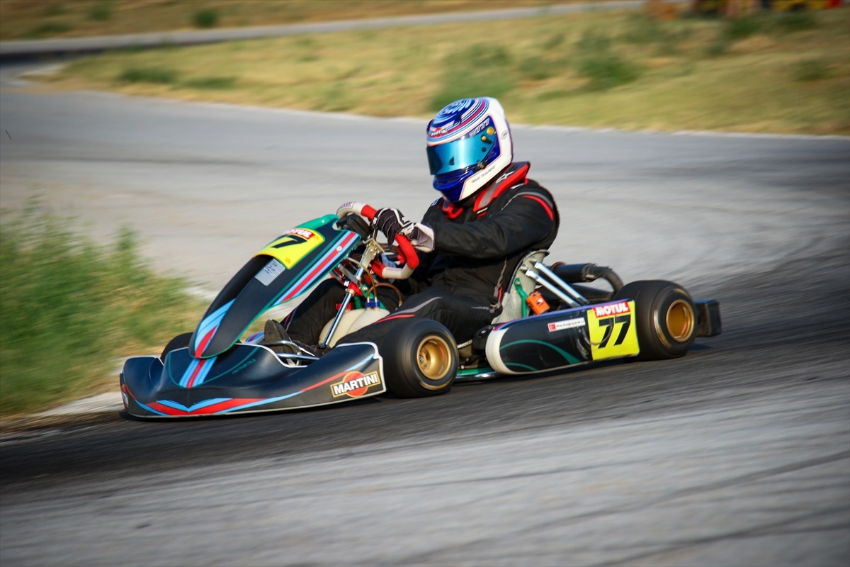 MOTUL 2023 Türkiye Karting Şampiyonası Uşak\'ta başladı