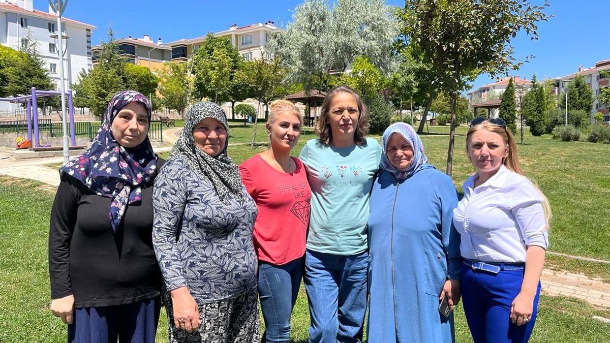 Eskişehir Emek Mahallesi'nde Vatandaşlar Çözüm Bekliyor