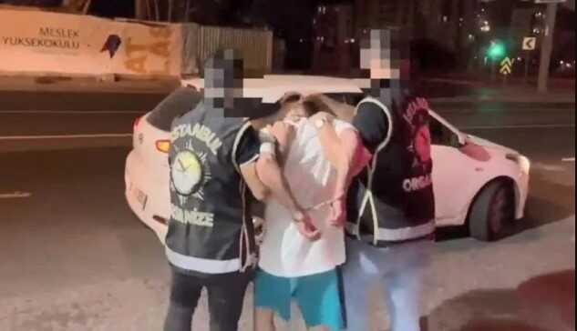 RAP Müzisyenleri Organize Suç Örgütleri İçin Şarkı Yaptıkları İddiasıyla Gözaltına Alındı