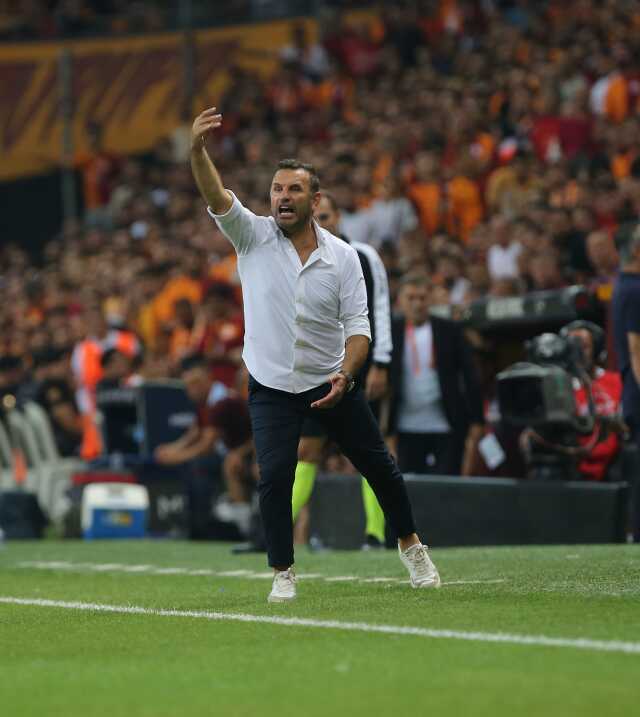 Son Dakika: Süper Lig'in 2'inci haftasında Galatasaray, Trabzonspor'u 2-0 mağlup etti