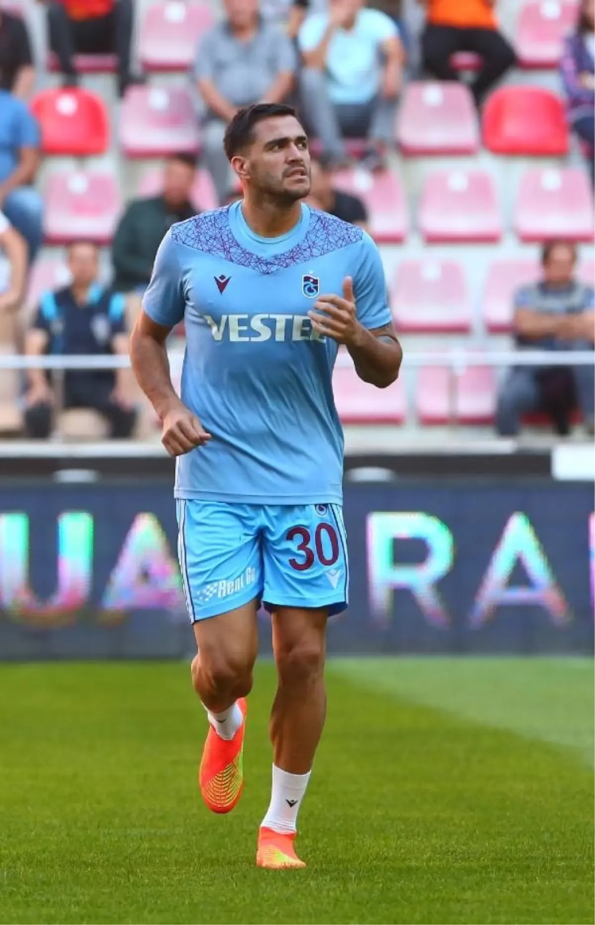 Trabzonspor'un Maxi Gomez'i Cadiz'e transferi kesinleşti - Son Dakika