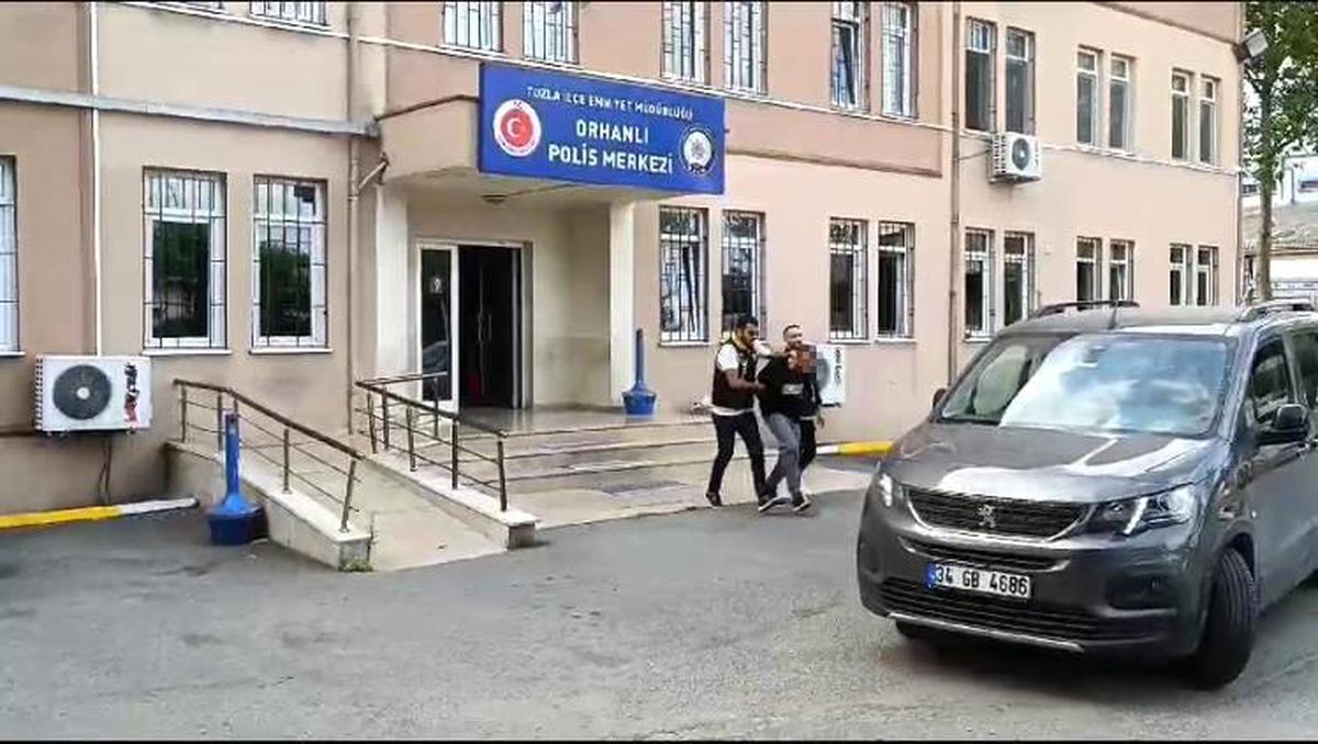 Tuzla\'da çıkan bıçaklı kavgada bir kişi hayatını kaybetti