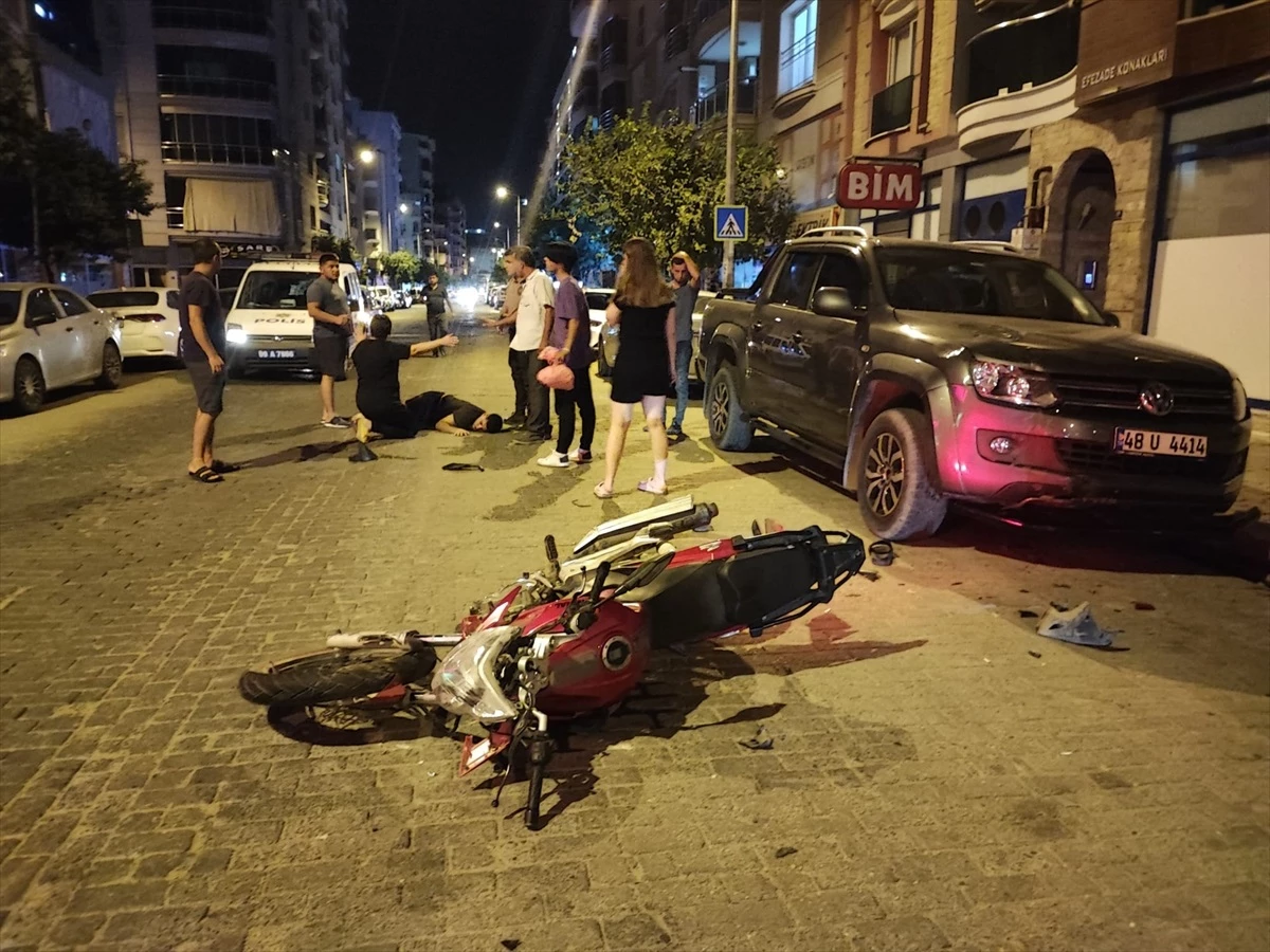 Aydın\'da Motosiklet Kazası: 2 Kişi Yaralandı