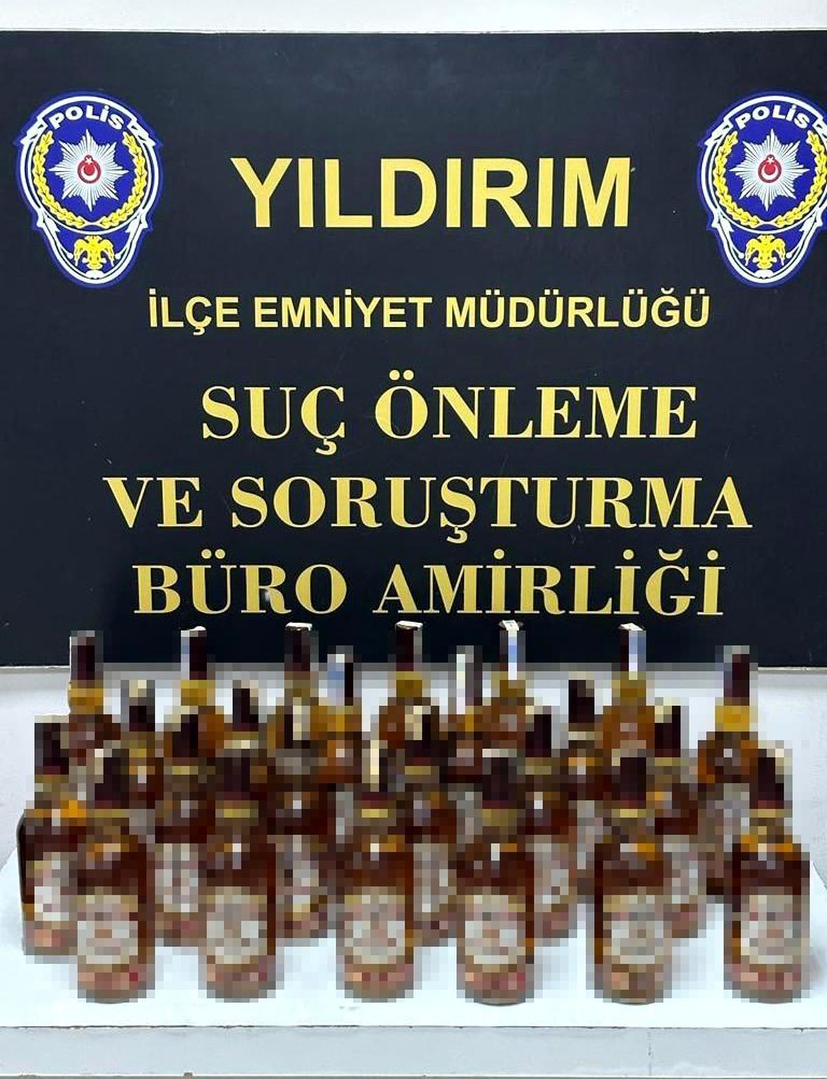 Bursa\'da durdurulan otomobilde kaçak içki ele geçirildi