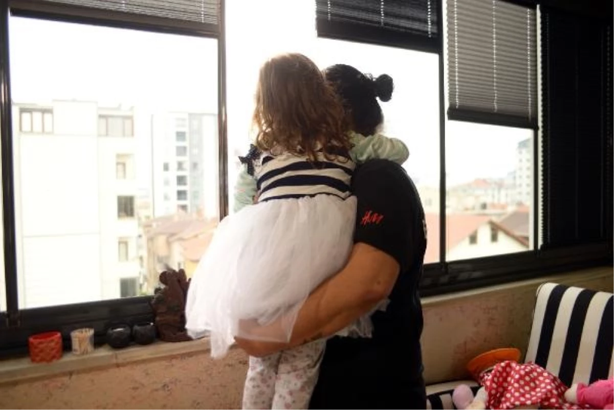 Ev hapsindeki annesi, babasını bıçaklayınca 3 yaşındaki kız devlet korumasına alındı