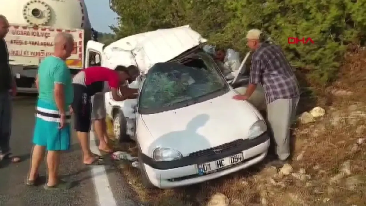 Mersin\'de hafif ticari araçla tankerin çarpışması sonucu 1 kişi yaralandı