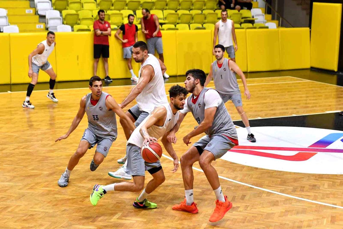 Mersin Büyükşehir Belediyesi Spor Kulübü, Geleceğin Basketbolcularını Seçiyor