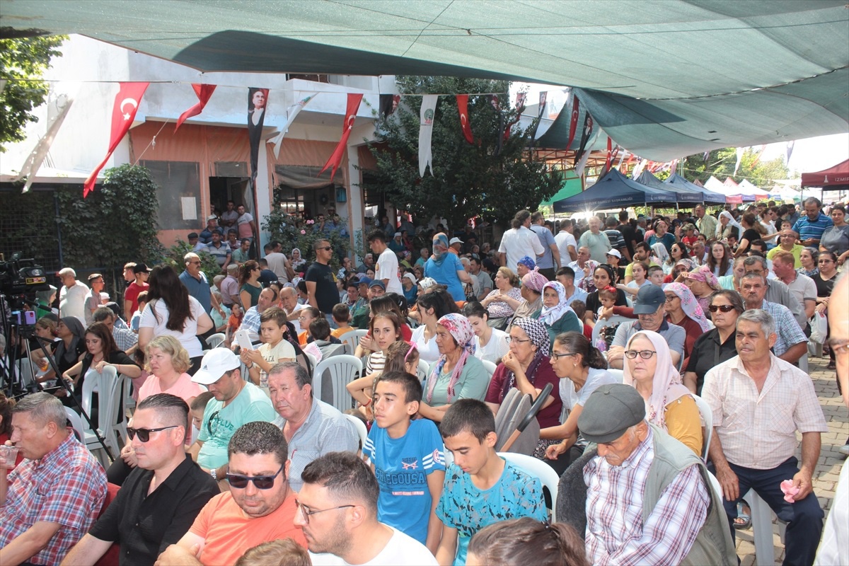 Ödemiş\'te çilek ve barbunya festivali düzenlendi