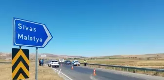 Şarkışla'da trafik kazasında 6 kişi yaralandı