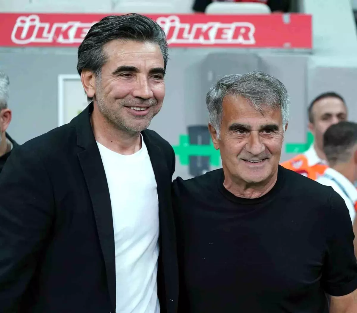 Trendyol Süper Lig: Beşiktaş: 1 Pendikspor: 0 (İlk yarı)