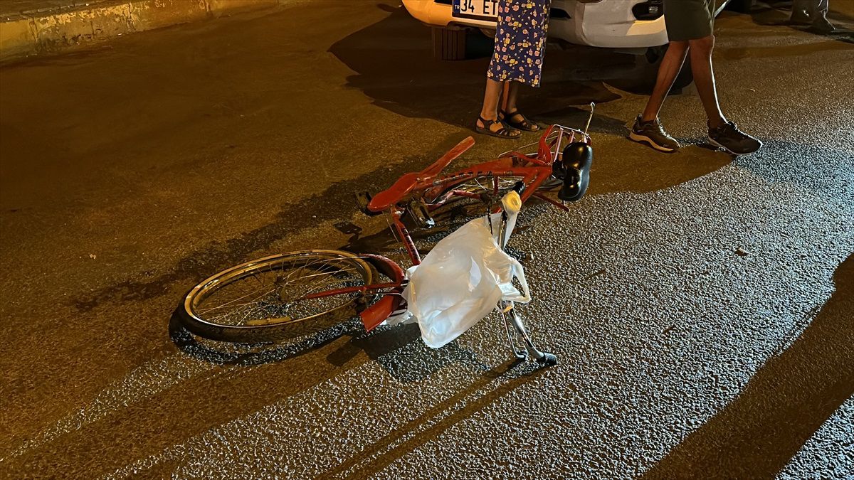 Adıyaman\'da otomobille çarpışan bisikletin sürücüsü ağır yaralandı