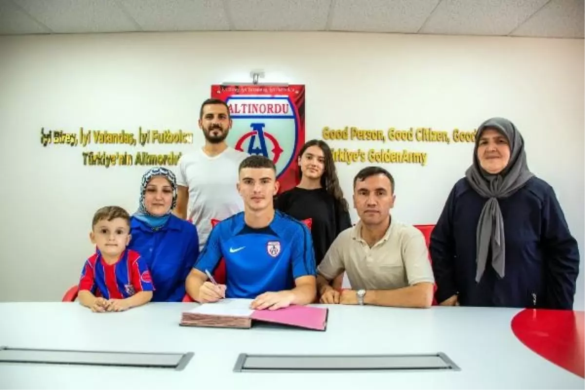 Altınordu\'da genç oyuncular U19 takımına gönderildi