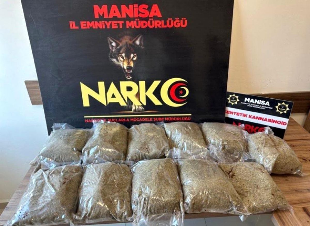 Manisa\'da 10 Kilo Bonzai Ele Geçirildi