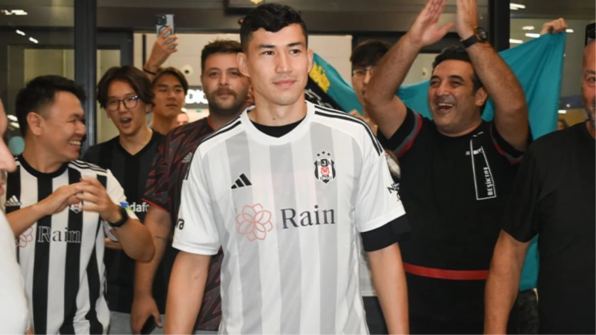 Beşiktaş, Bakhtiyor Zaynutdinov ile 4 yıllık sözleşme imzaladı