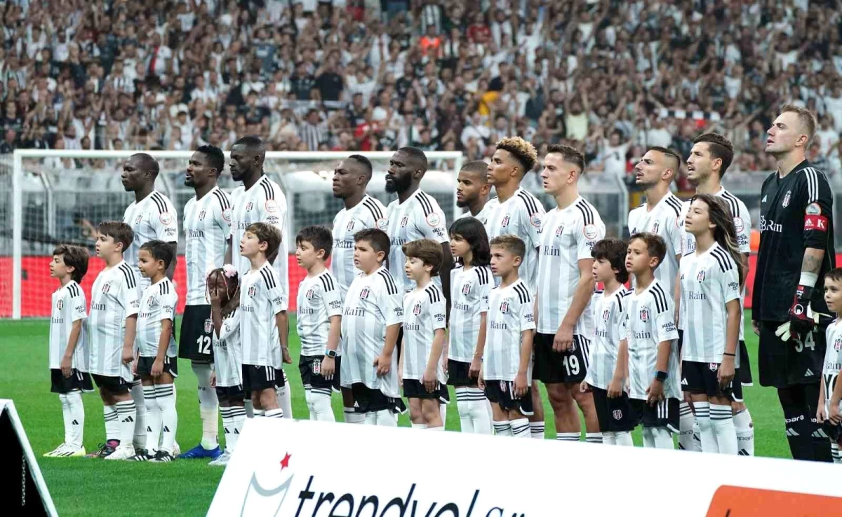 Beşiktaş, Dinamo Kiev maçı için kadrosunu UEFA\'ya bildirdi