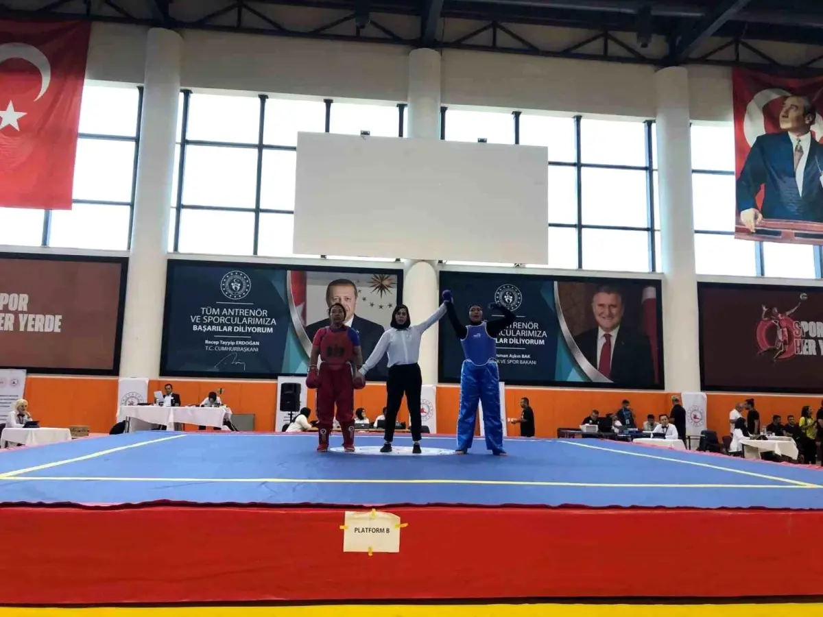 Bilecikli sporcu şampiyonlukla geldi