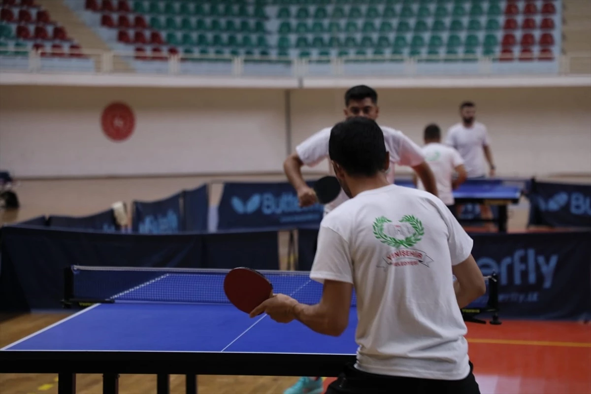 Diyarbakır\'da Yenişehir Belediyesi tarafından masa tenisi turnuvası düzenlendi