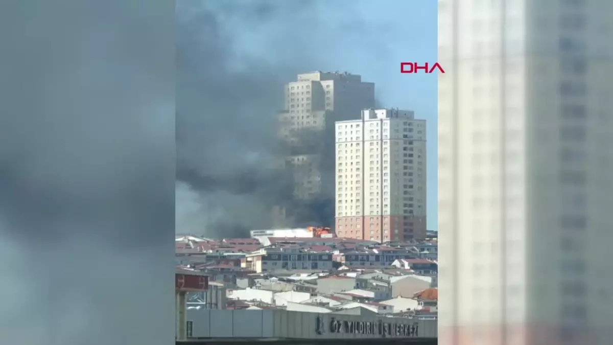 Esenyurt\'ta kültür merkezinde yangın çıktı