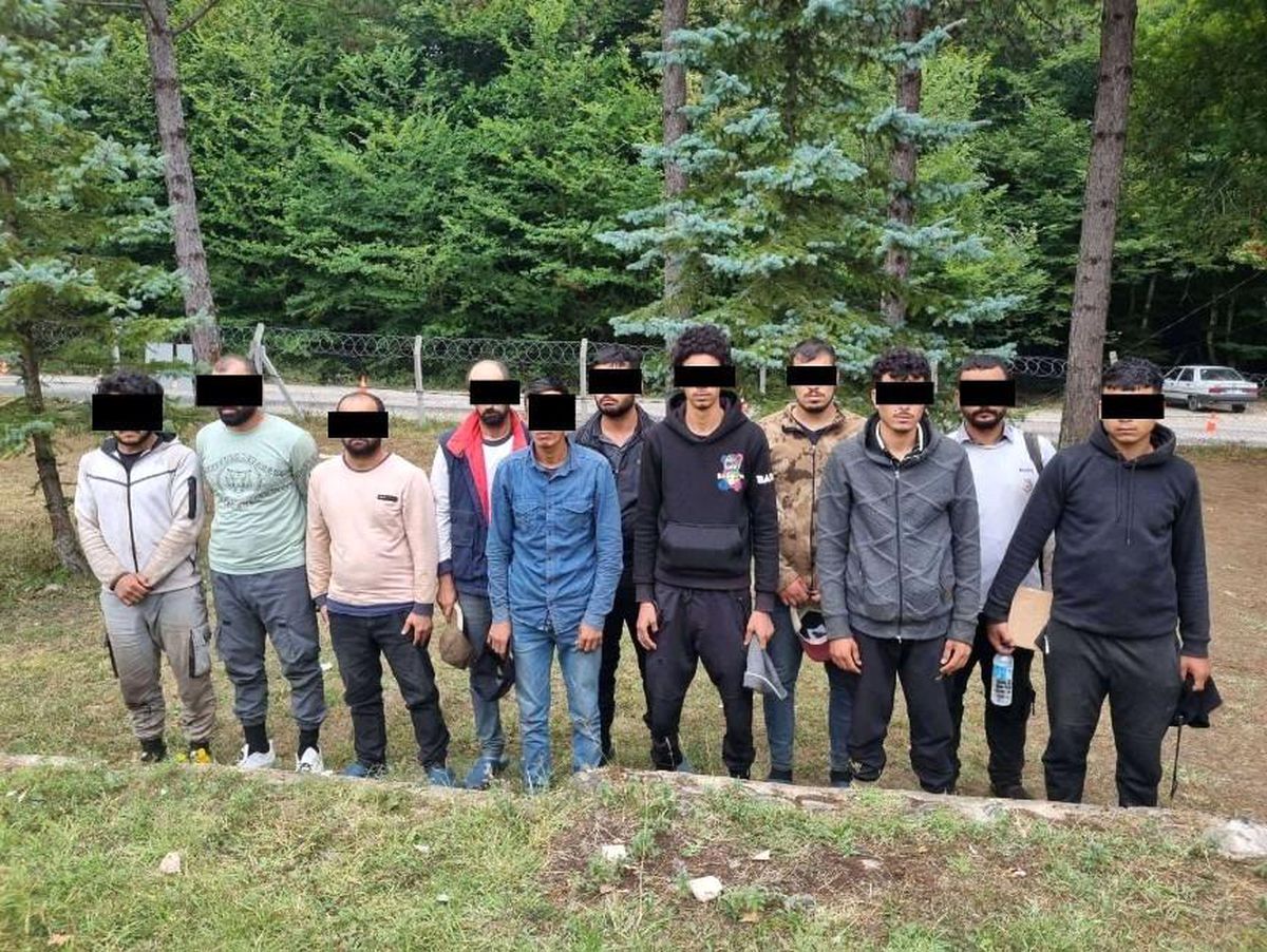 Kırklareli\'nde 362 kaçak göçmen yakalandı, 13 organizatör gözaltına alındı