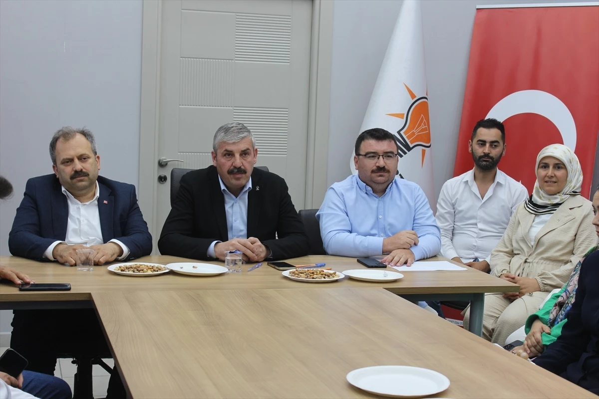 AK Parti Kastamonu Milletvekili Halil Uluay, Tosya\'yı ziyaret etti