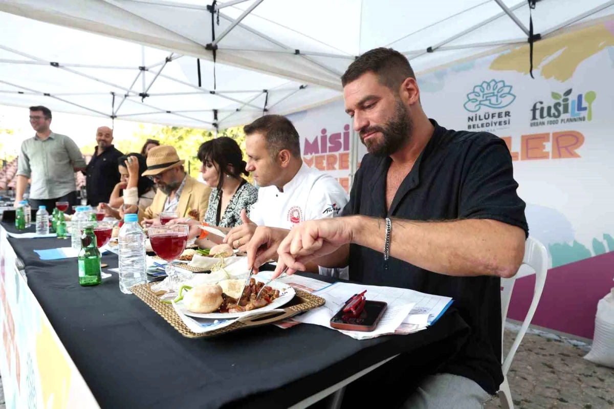 Nilüfer Belediyesi\'nin Misi Yerel Lezzetler Şenliği\'nde Türkiye\'nin dört bir yöresine ait yemekler yarıştı
