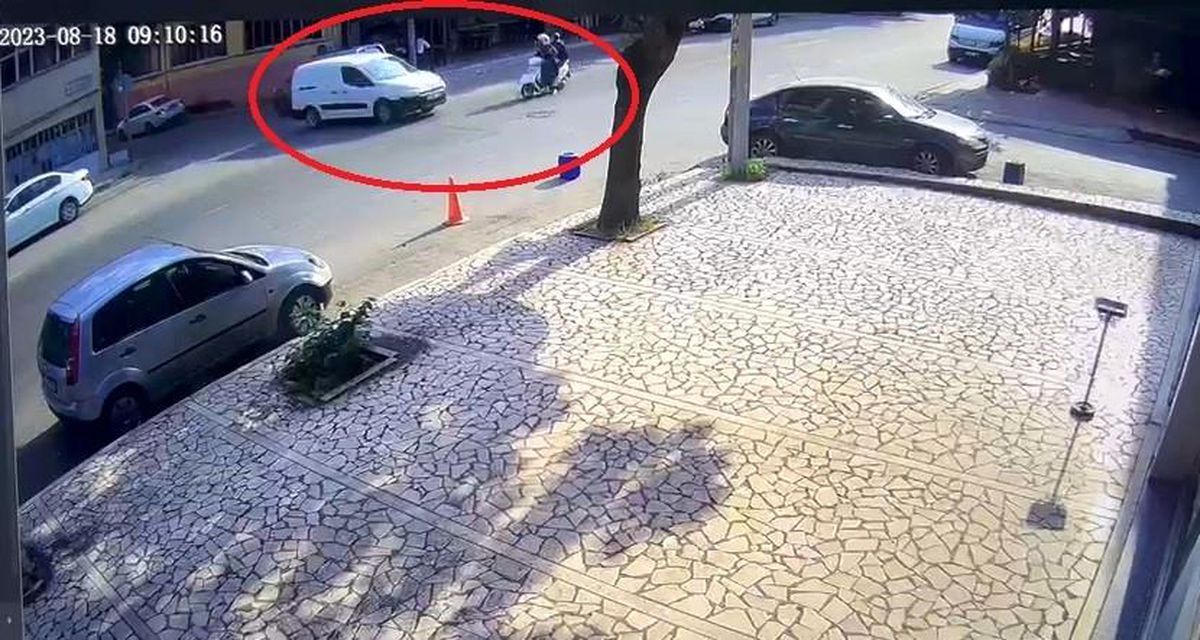 Bursa\'da Motosiklet Kazası: Gençler Yaralandı