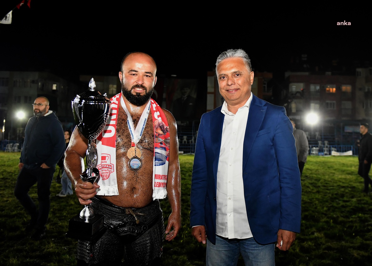 Güreş Lig\'in ilk şampiyonu başbehlivan Okulu, oldu