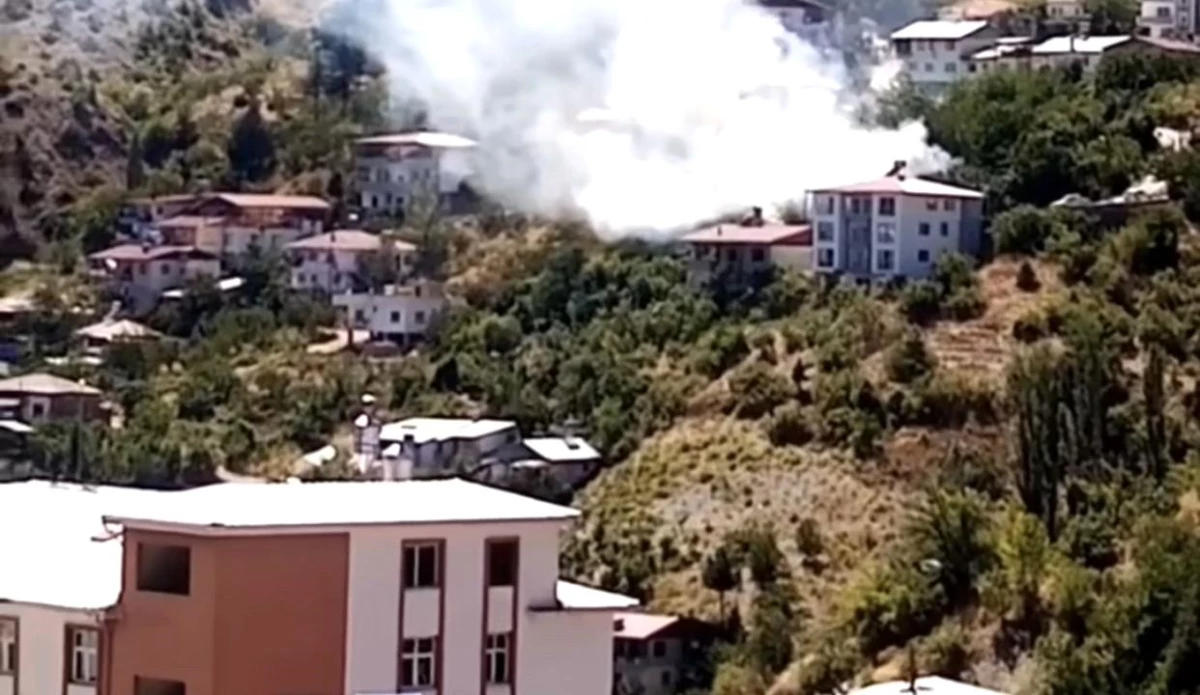 Adana\'da bir evin bahçesinde çıkan yangın söndürüldü