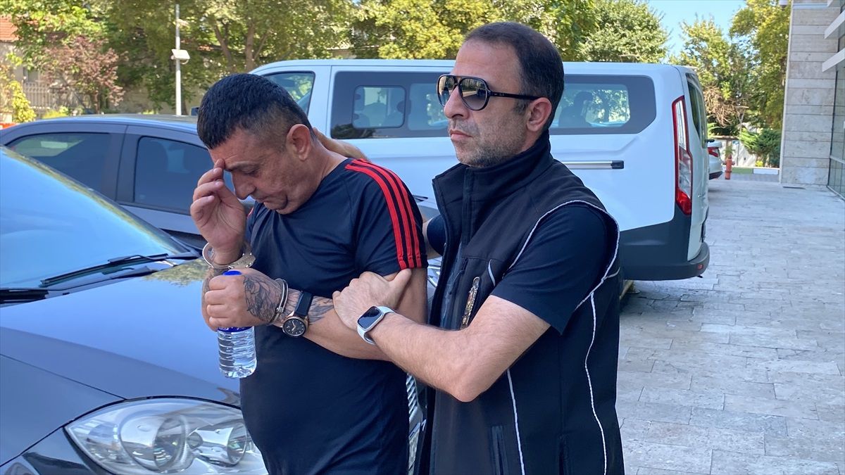 Samsun\'da Firari Hükümlünün Evinden Uyuşturucu Çıktı