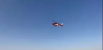 Şırnak'ta Kanser Şüphesi Bulunan Hasta Ambulans Helikopterle Diyarbakır'a Sevk Edildi